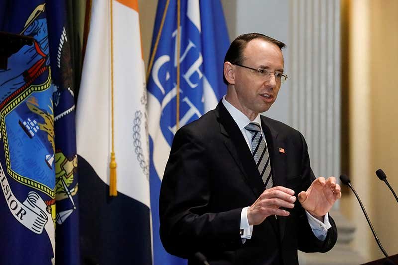 2019-04-29T224341Z_1_LYNXNPEF3S1FR_RTROPTP_4_USA-TRUMP-ROSENSTEIN.JPG