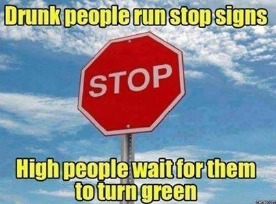 75250328_DrunkPeopleStopSign.jpg.76acc97377f4ecd55700cd54eef77594.jpg