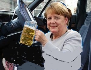 LibbySzabo-Car-300x231.jpg.9975d25db740b4509d2d9cb09ae77b3f.jpg