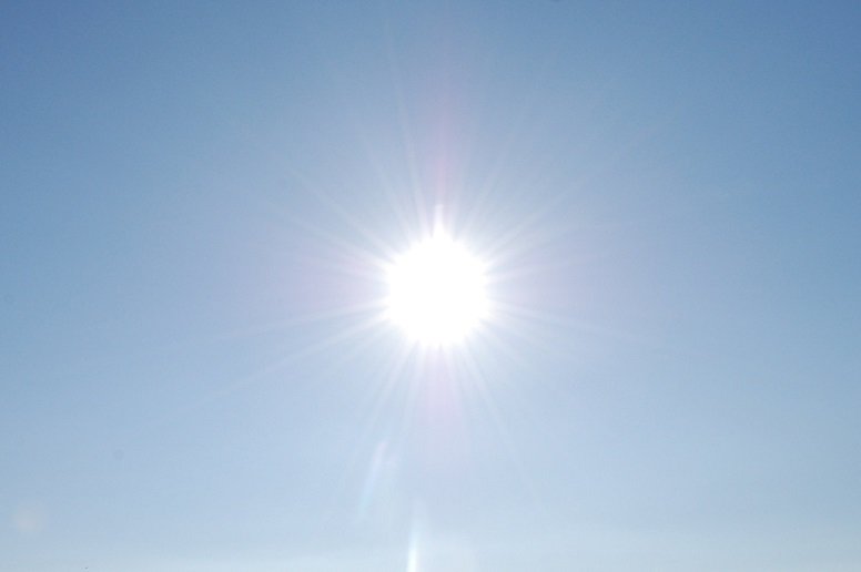 Sun_in_the_sky.jpg