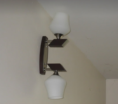 sconce.png.d81492fa7244a00bf2f0d7d98a179a2b.png