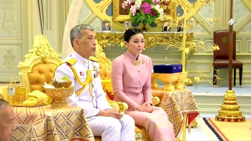 2019-05-01T174220Z_1_LYNXNPEF403E3_RTROPTP_4_THAILAND-KING.JPG