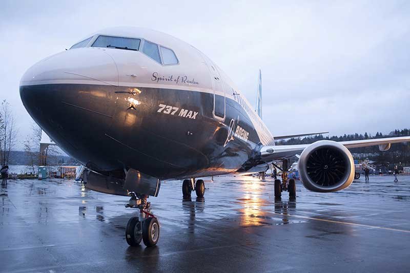 2019-05-05T170006Z_1_LYNXNPEF440L6_RTROPTP_4_GULF-TRAVEL-FLYADEAL-BOEING.JPG