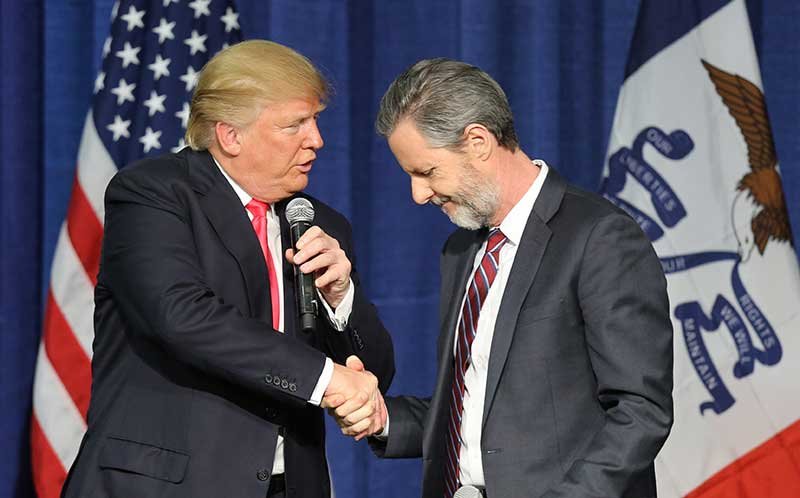 2019-05-07T213606Z_1_LYNXNPEF461SG_RTROPTP_4_USA-ELECTION-TRUMP.JPG