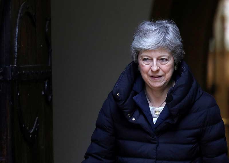 2019-05-08T124553Z_1_LYNXNPEF470YX_RTROPTP_4_BRITAIN-EU.JPG