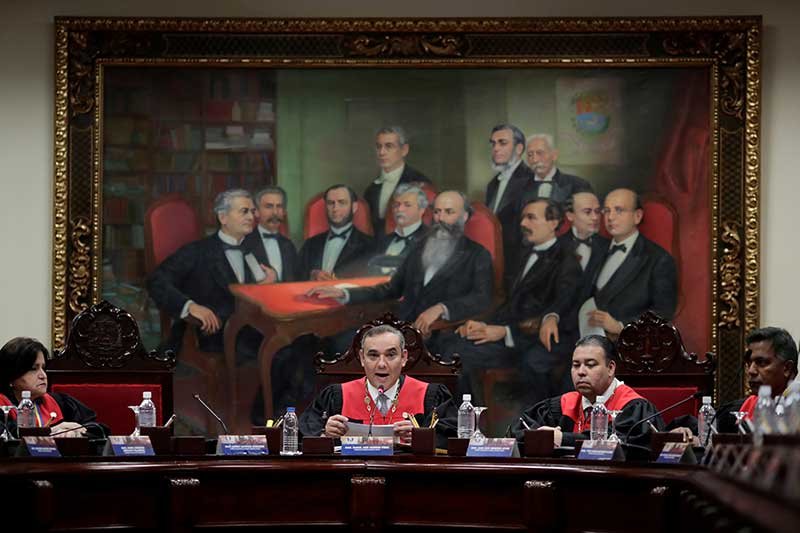 2019-05-09T011947Z_1_LYNXNPEF4802I_RTROPTP_4_VENEZUELA-POLITICS-COURT.JPG