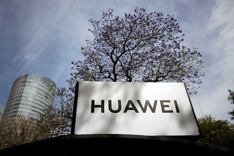 2019-05-15T211427Z_3_LYNXNPEF4E1RX_RTROPTP_4_HUAWEI-TECH-CNEX.JPG