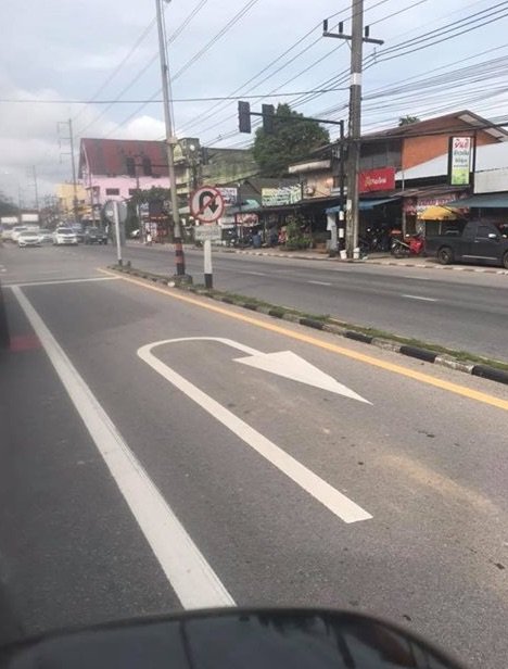 507418419_UTurn.jpg.01528b2a2e72d98f3f1af569c1b6bcae.jpg