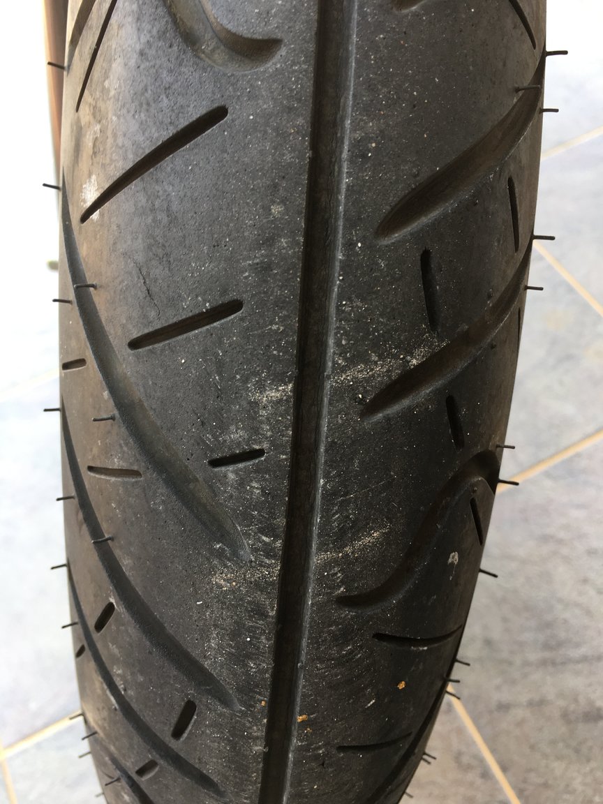 CBR 150 Tire Pic 2.JPG