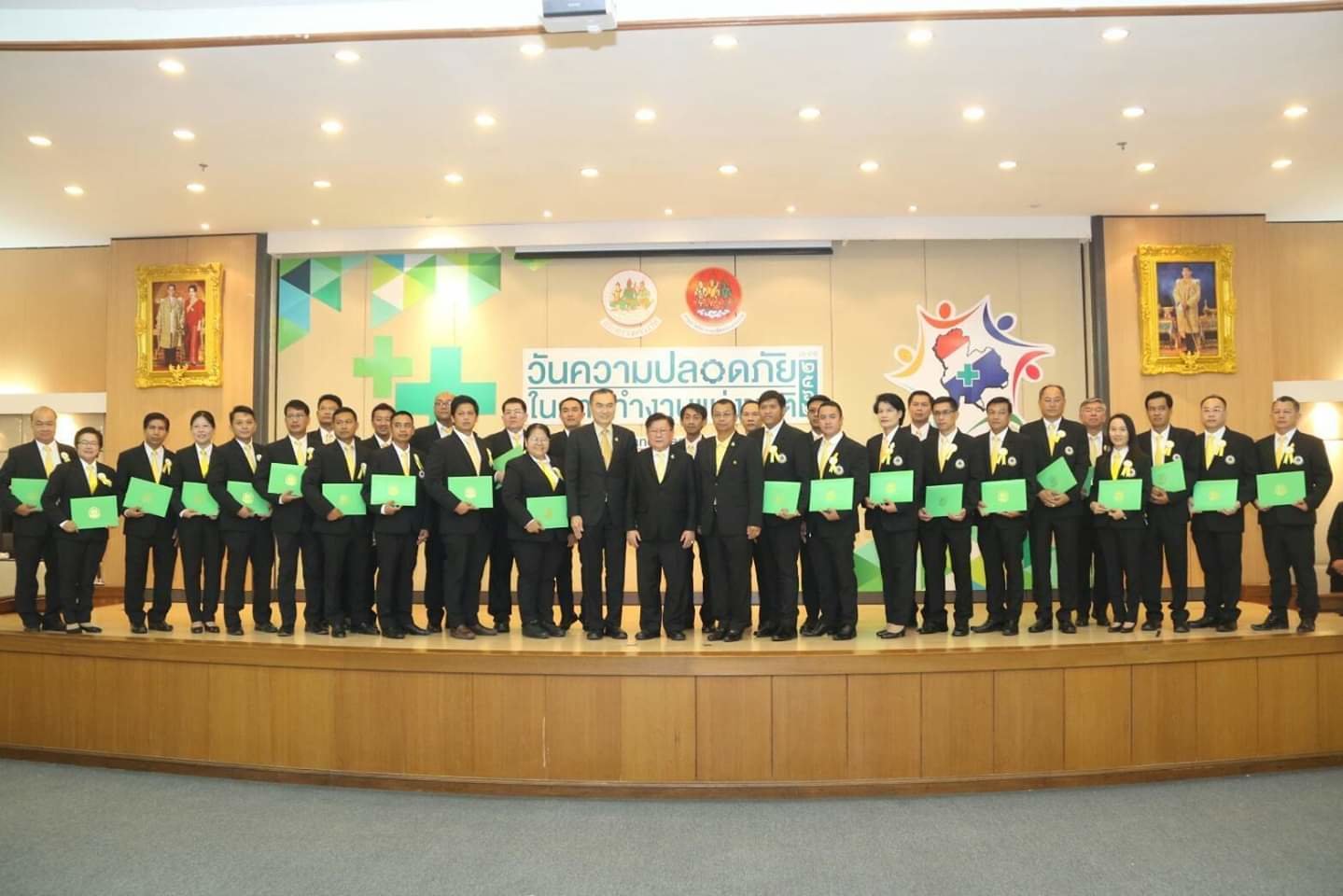 beaa87cca6846984f61e06007f552554.jpg
