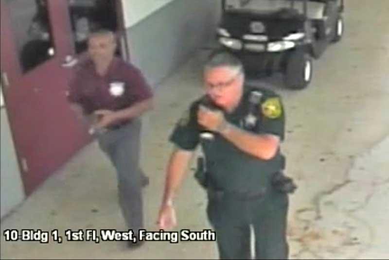 2019-06-04T202210Z_1_LYNXNPEF531XI_RTROPTP_4_USA-GUNS-FLORIDA.JPG