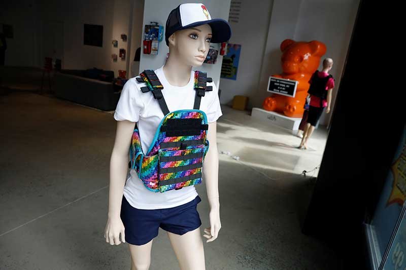 2019-06-17T202722Z_1_LYNXNPEF5G1RY_RTROPTP_4_USA-GUNS-ART.JPG