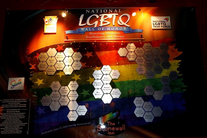 2019-06-28T100819Z_1_LYNXNPEF5R0XH_RTROPTP_4_USA-LGBT-STONEWALL.JPG