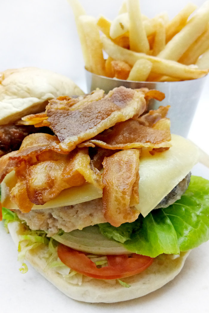 Bacon Burger_01.jpg