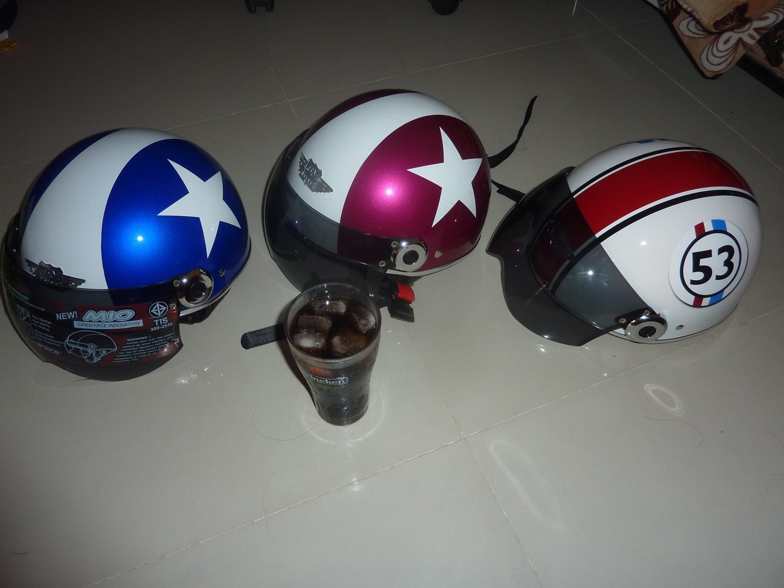 CrashHelmets.thumb.jpg.4fb0a1ab5ce0afbd3cb7d1846187c30d.jpg