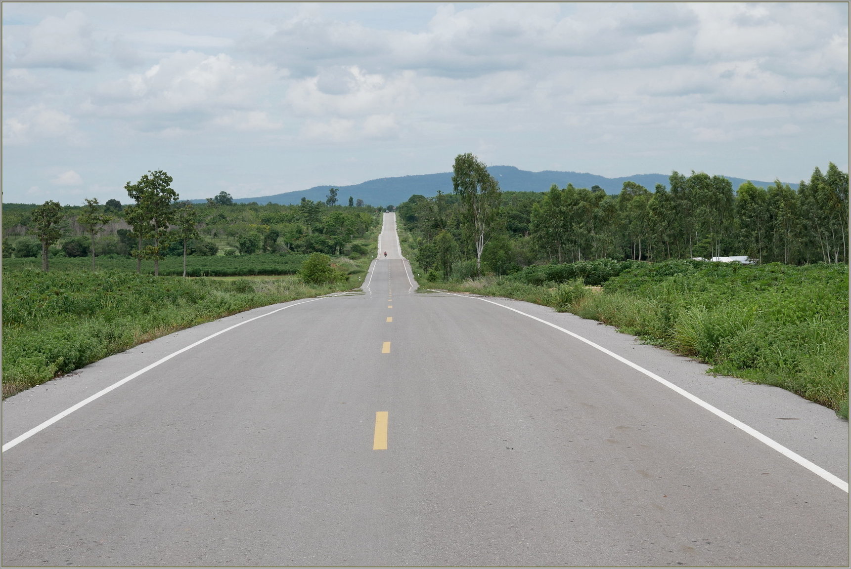 P1070786_road_2040.thumb.JPG.b28597dd921c090ee58a9f4cfa14ac40.JPG