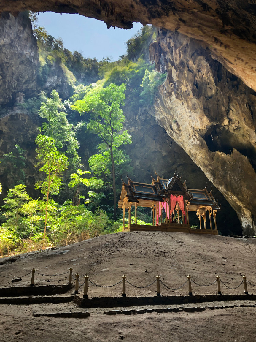 PhrayaNakhon-02.jpg