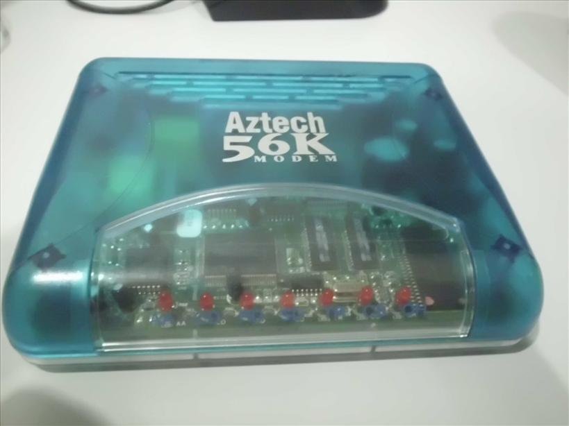 aztech-56k-external-modem-serial-rs232-port-komputown-1307-12-komputown@1.jpg.978483fee10b4a2d0b58f13a1ce84453.jpg