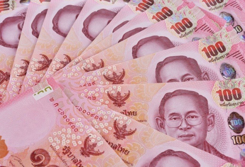 thai-baht-notes-922x628.jpg