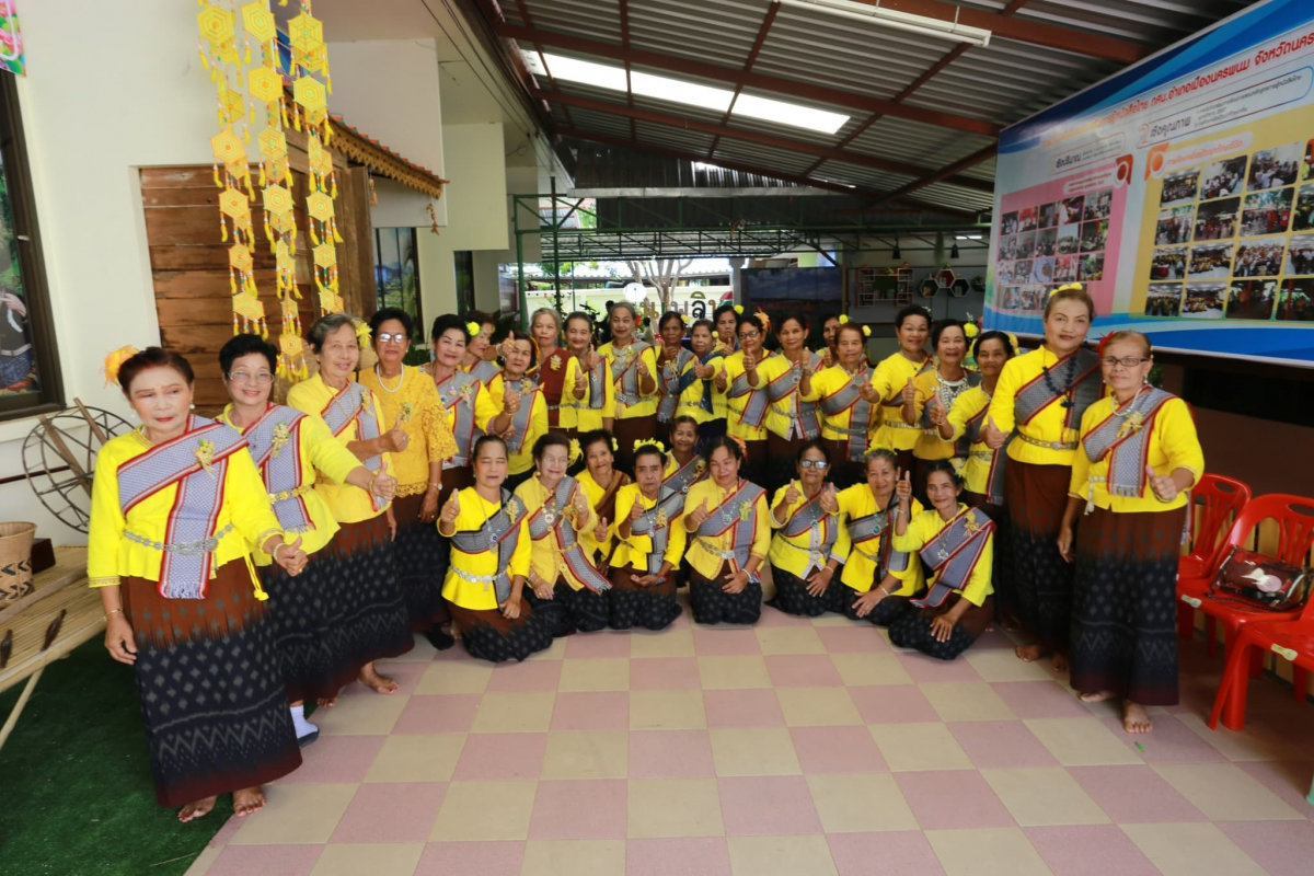 ฟ้อน.jpg