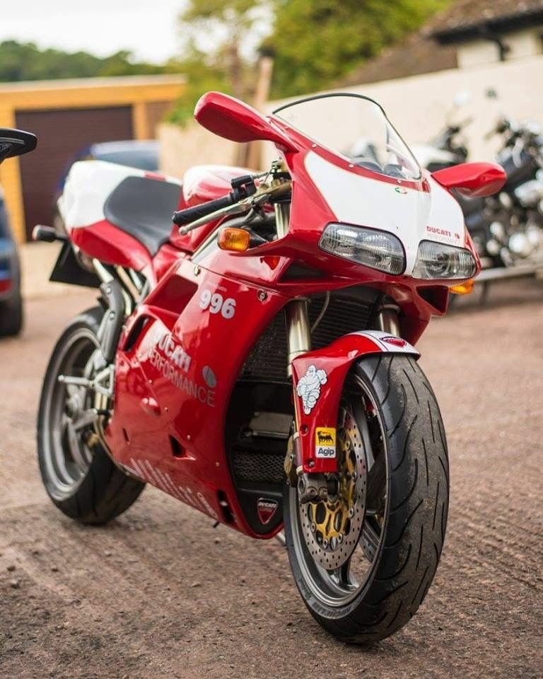 1684579632_Ducati4.jpg.be1e881593bf1f49aaa55abad2358df4.jpg