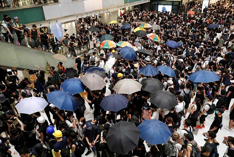 2019-07-15T013718Z_1_LYNXNPEF6E01Q_RTROPTP_4_HONGKONG-EXTRADITION-MARCH.JPG
