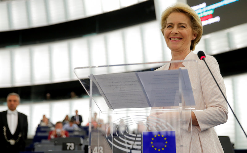 2019-07-16T203007Z_2_LYNXNPEF6F1EJ_RTROPTP_4_EU-JOBS-VONDERLEYEN-VOTE.JPG
