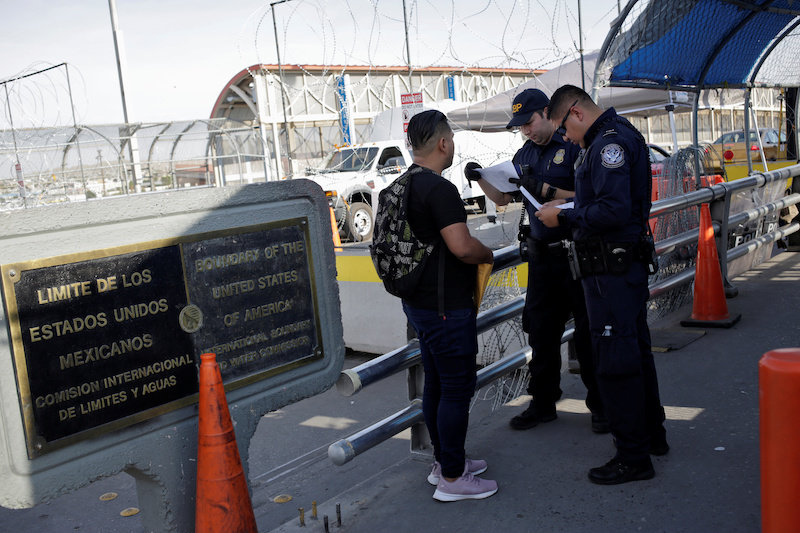 2019-07-17T233541Z_1_LYNXNPEF6G23R_RTROPTP_4_USA-IMMIGRATION-BORDER-ASYLUM.JPG