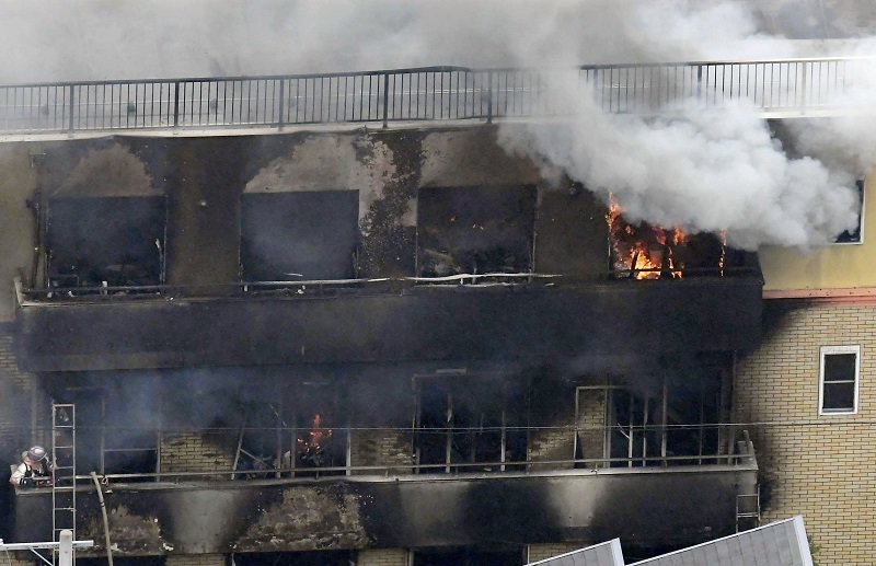 2019-07-19T025940Z_2_LYNXNPEF6I025_RTROPTP_4_JAPAN-FIRE.JPG