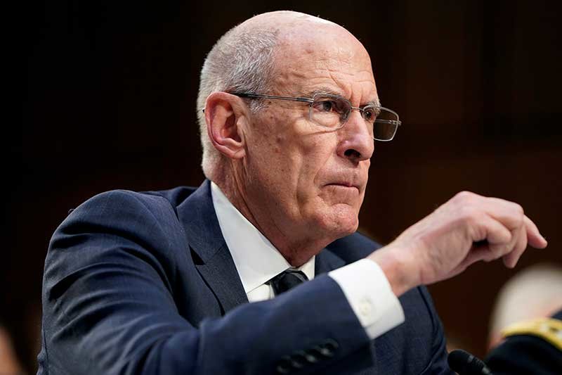 2019-07-28T220001Z_1_LYNXNPEF6R0LN_RTROPTP_4_USA-TRUMP-COATS.JPG