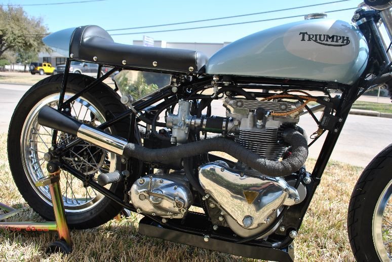 triumph_stiffy_4.jpg.3a7cbd745aed8416c7d77e3cde87d13c.jpg
