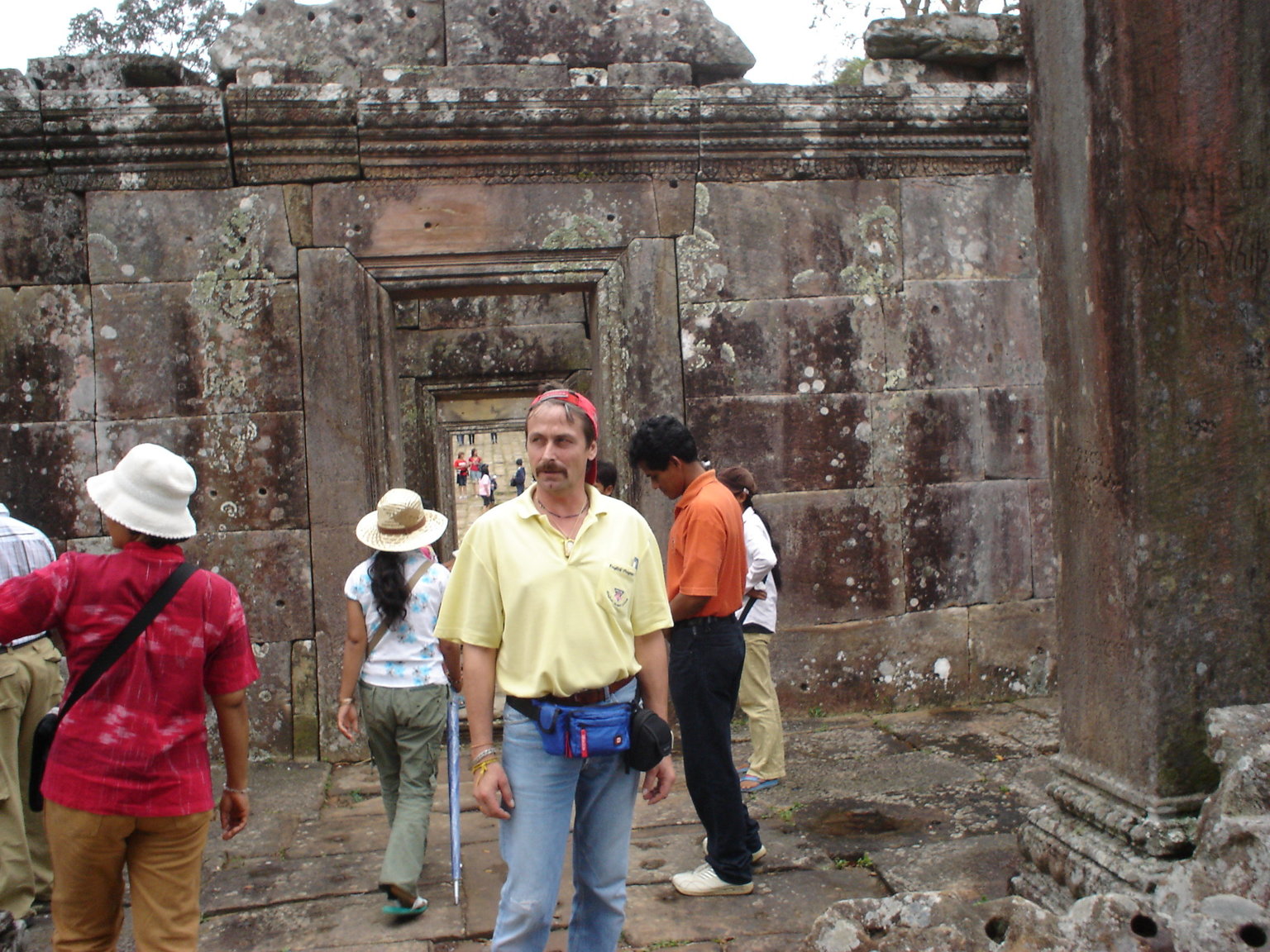 Lamduan and Cambodfa 084.jpg