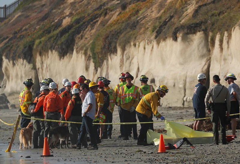 2019-08-03T025808Z_1_LYNXNPEF7201S_RTROPTP_4_CALIFORNIA-CLIFF-COLLAPSE.JPG