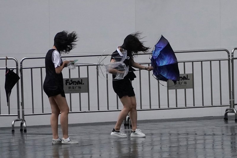 2019-08-10T082256Z_2_LYNXNPEF7909O_RTROPTP_4_ASIA-STORM-CHINA.JPG
