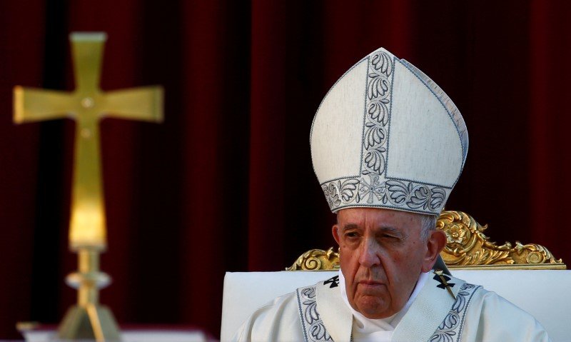 2019-08-19T150204Z_1_LYNXNPEF7I0ZK_RTROPTP_3_POPE-THAILAND.JPG