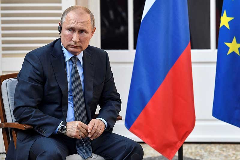 2019-08-19T160414Z_1_LYNXNPEF7I12D_RTROPTP_4_FRANCE-RUSSIA.JPG