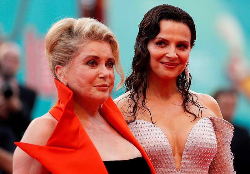 2019-08-28T175631Z_1_LYNXNPEF7R1QT_RTROPTP_4_FILMFESTIVAL-VENICE-OPENING-RED-CARPET.JPG