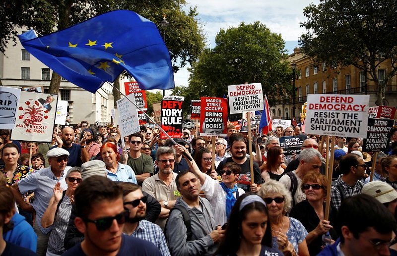 2019-08-31T135516Z_1_LYNXNPEF7U0I7_RTROPTP_4_BRITAIN-EU-PROTEST.JPG