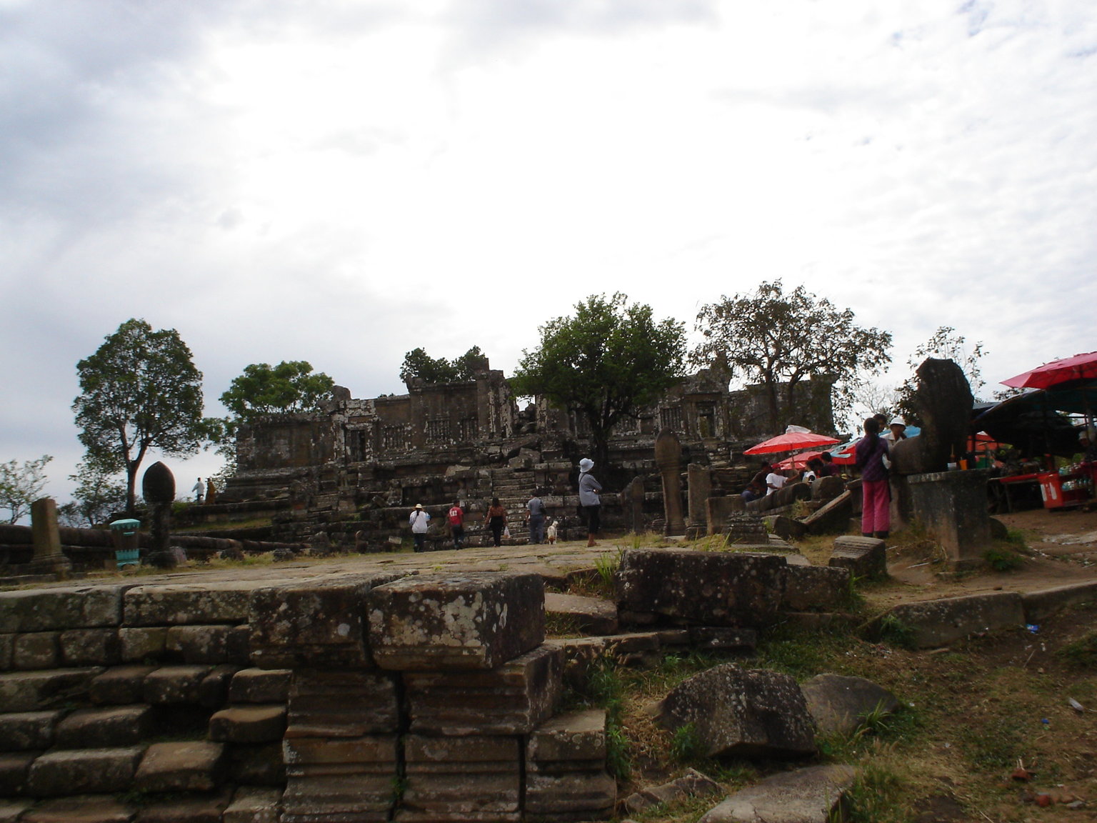 Lamduan and Cambodfa 093.jpg