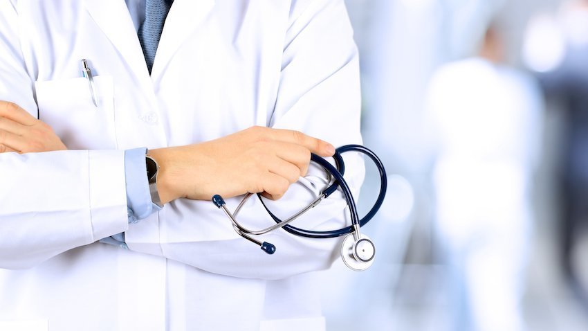 doctor.jpg.d994d0c39683af0beeb7f898f9b259cd.jpg