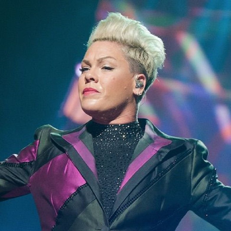 pink-1565127135.jpg