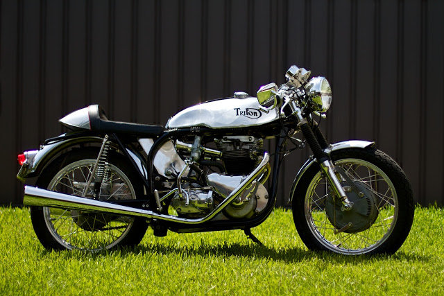 triton-cafe-racer.jpg.8a817e6cec2dafa8aef72331cc68023c.jpg