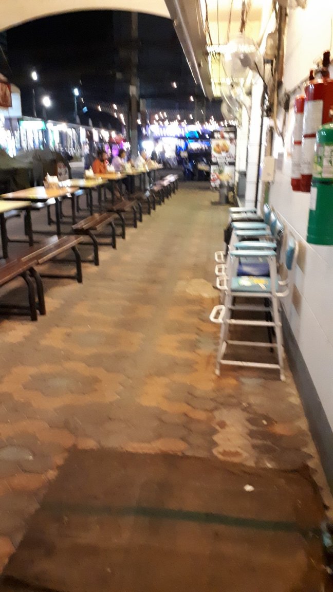 Kiss Hi chairs.jpg
