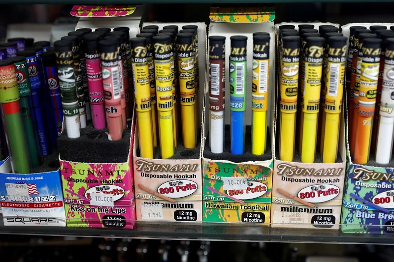 2019-09-06T194050Z_1_LYNXNPEF851UB_RTROPTP_4_HEALTH-VAPING.JPG
