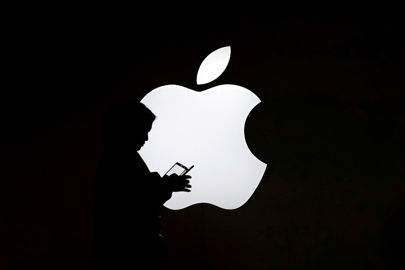 2019-09-07T001445Z_5_LYNXNPEF851O5_RTROPTP_4_USA-TRADE-APPLE.JPG