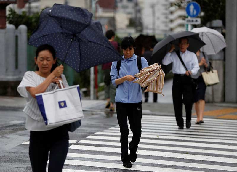 2019-09-08T233346Z_1_LYNXNPEF8712C_RTROPTP_4_ASIA-STORM-JAPAN.JPG