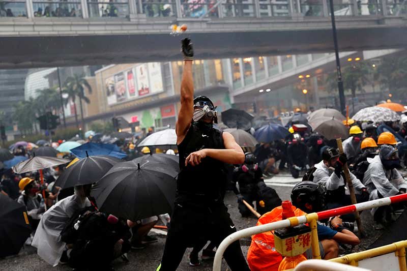 2019-09-09T004243Z_1_LYNXNPEF8800I_RTROPTP_4_HONGKONG-PROTESTS.JPG