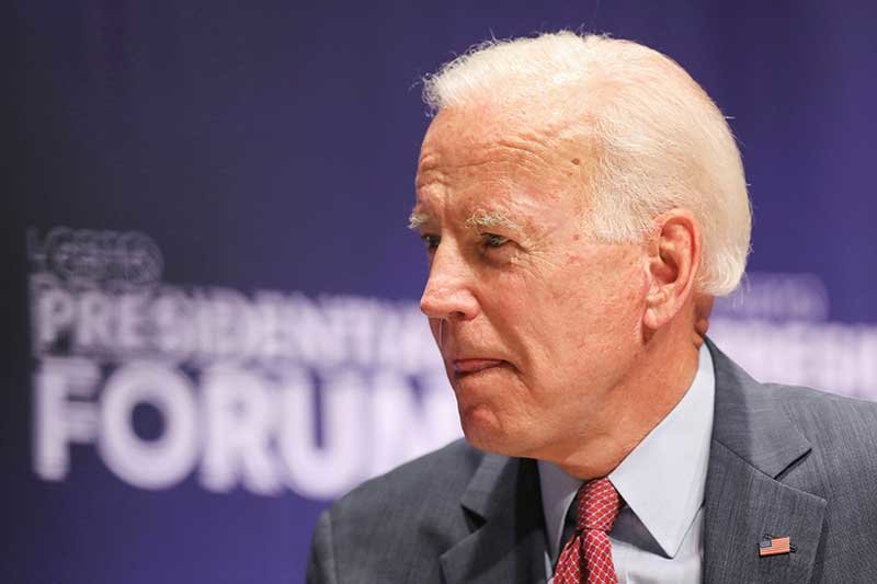 2019-09-21T190547Z_1_LYNXMPEF8K0QZ_RTROPTP_4_USA-ELECTION-LGBTQ.JPG