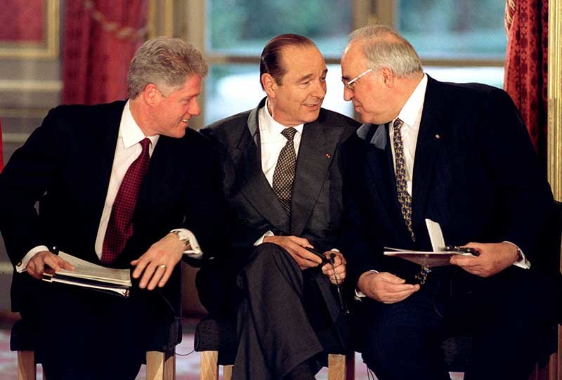 2019-09-26T104402Z_1_LYNXMPEF8P0T0_RTROPTP_4_FRANCE-CHIRAC.JPG