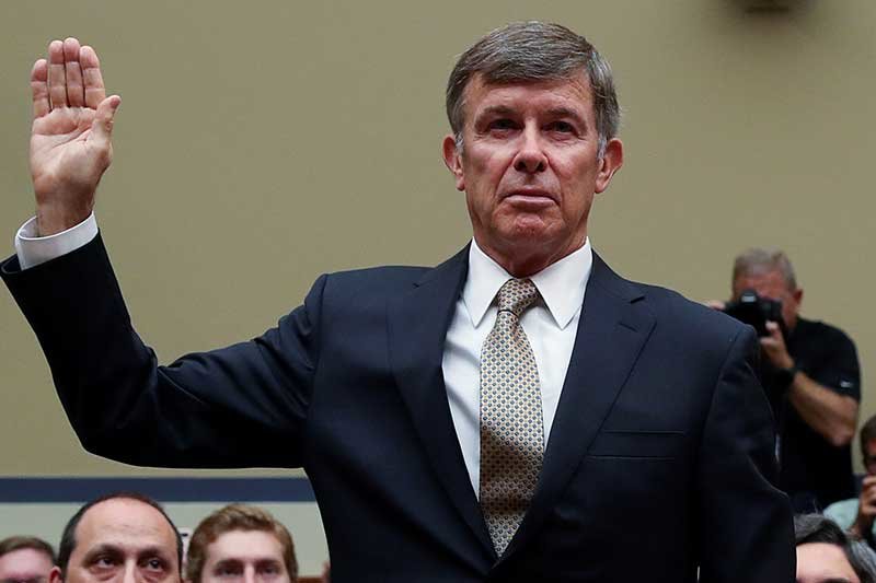 2019-09-26T194135Z_13_LYNXMPEF8P1A7_RTROPTP_4_USA-TRUMP-WHISTLEBLOWER.JPG